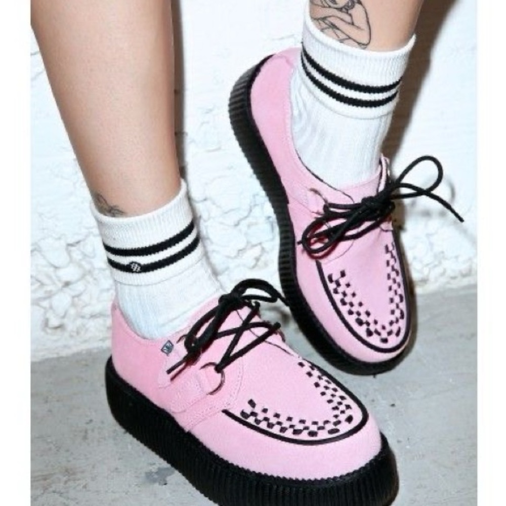 ISO| PASTEL PINK T.U.K SHOES WOMEN 9 |
